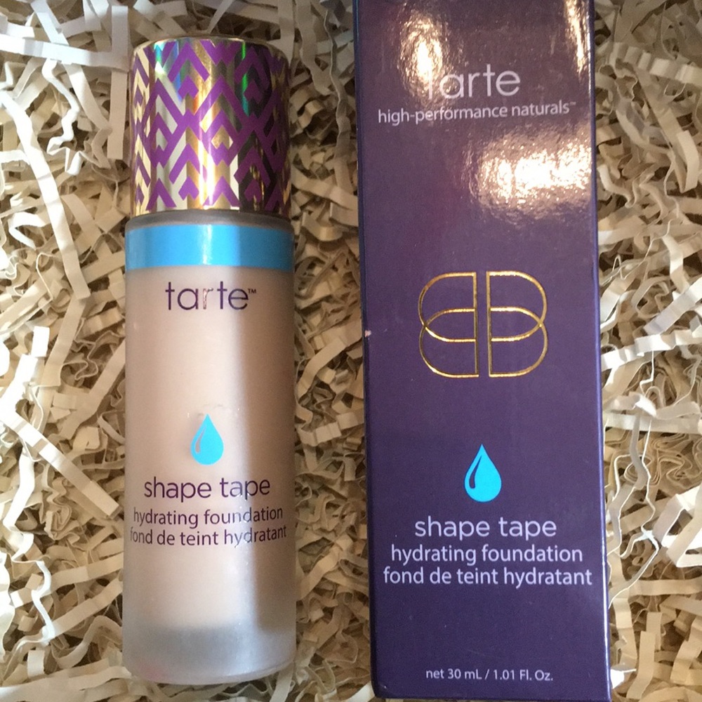 Tarte Shape Tape Hydrating Foundation fair beige